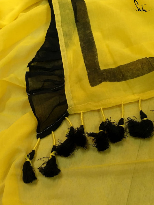 Pleats or ruffles on yellow - Suta Bombay