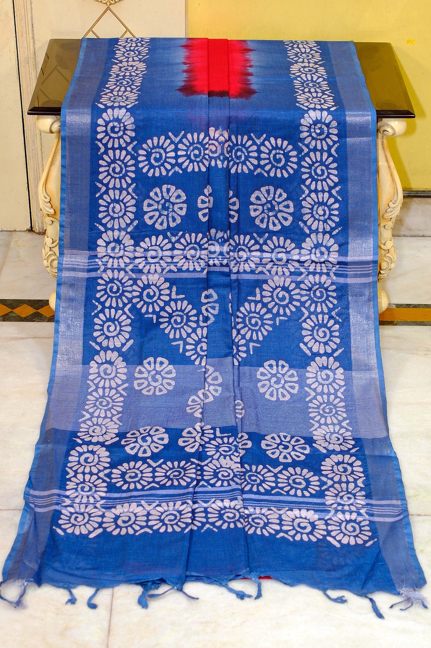 Soft Cotton Batik Linen Jamdani Saree in Torch Red, Tory Blue and Beige