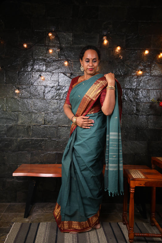 Varnam - 1 minute Ready-to-wear saree in Teal color in Kanchi Cotton