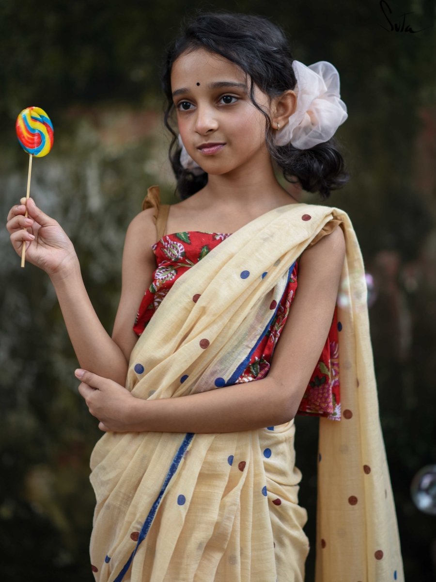 Rock, paper, scissors - Suta Bombay