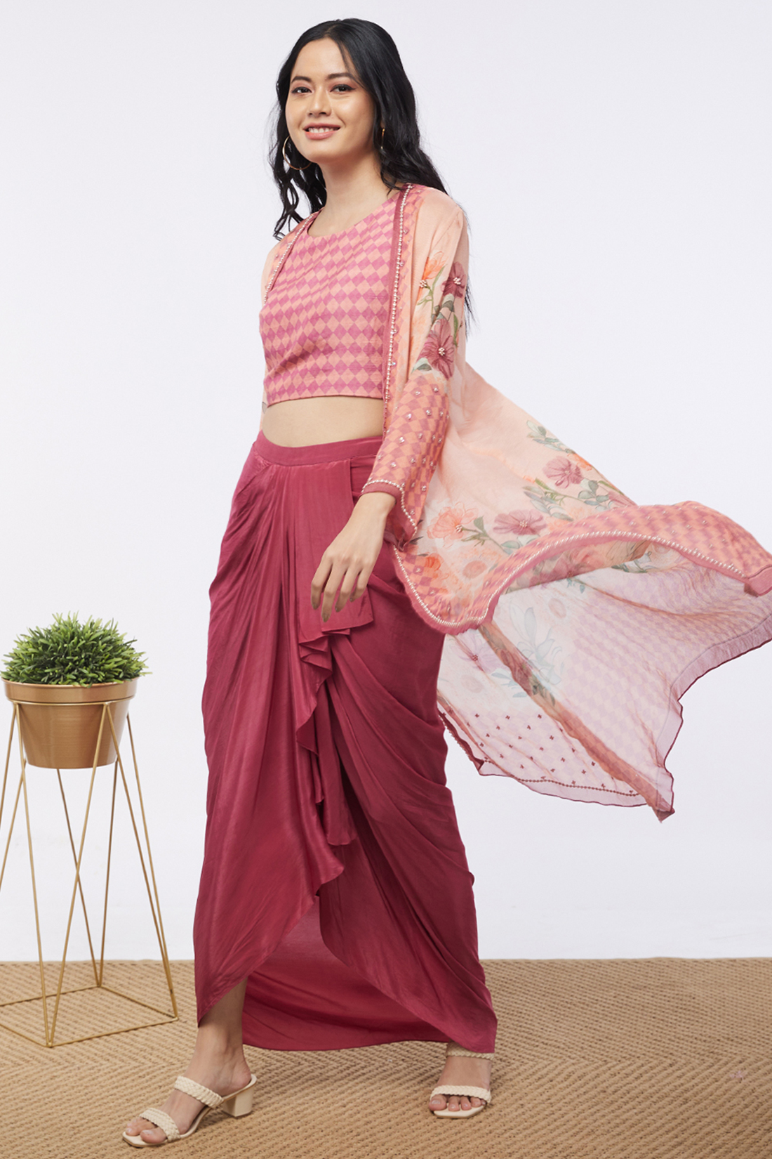 Blooming Bud Printed Drape Skirt Set With Jacket