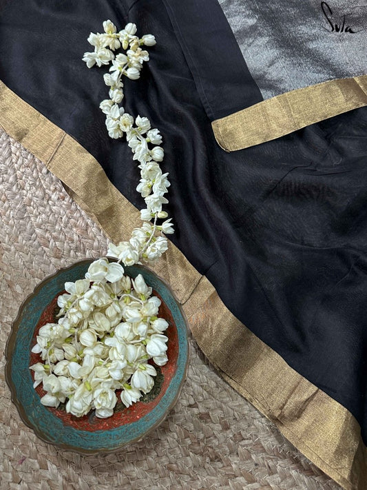 Tenacious Trisha - suta