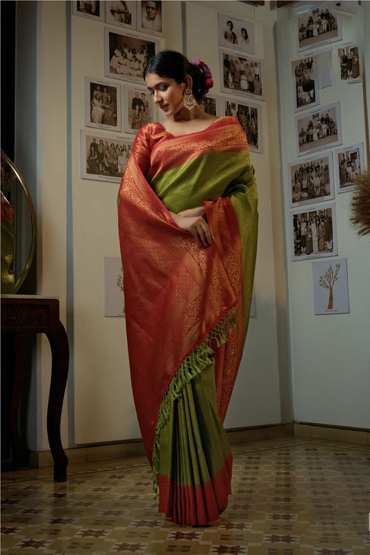 Green Golden Zari Kanjeevaram Silk Saree