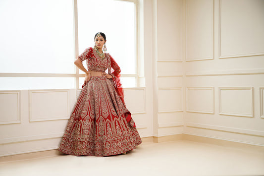 Which embroidery is famous in Chandni Chowk lehengas?