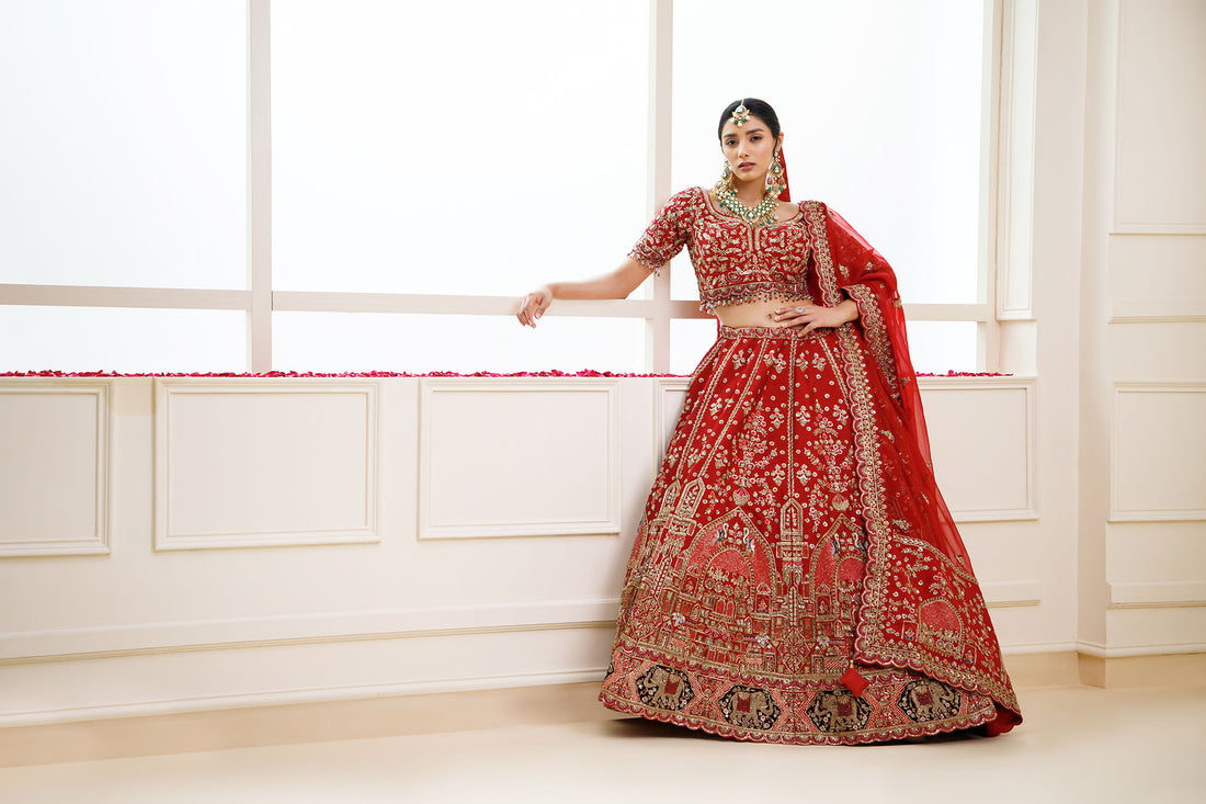 Which type of Jewellery goes with the Bridal Lehenga?