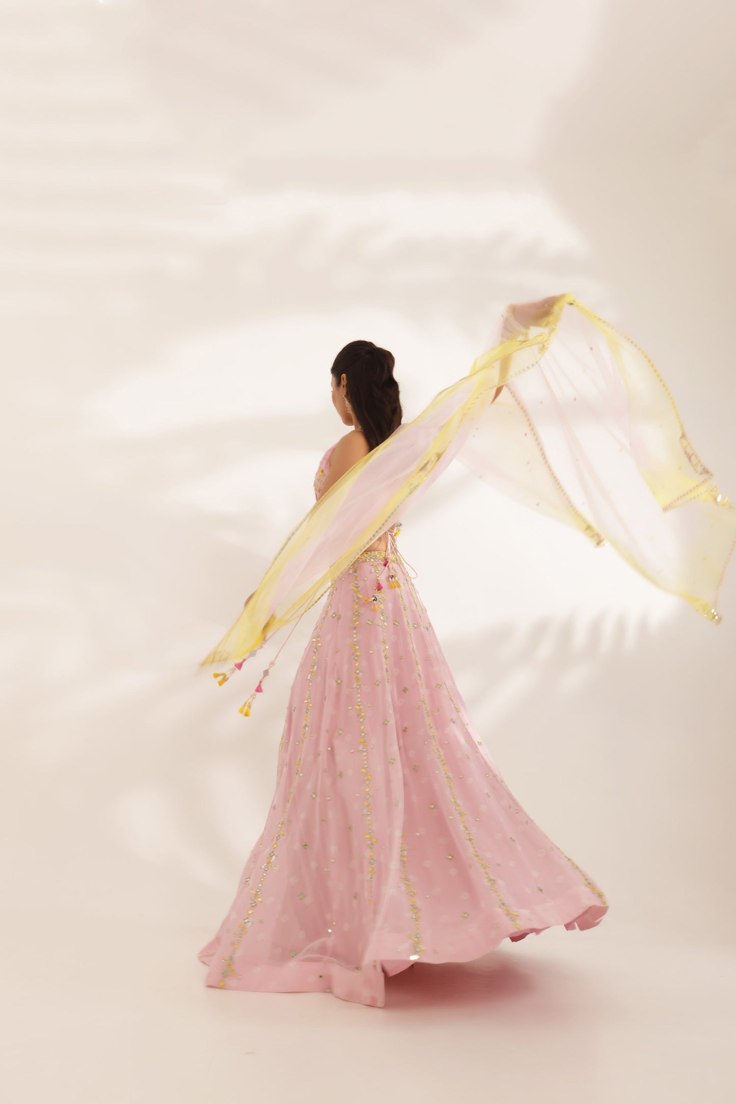 Bandhani Noorani Pink Georgette Hand Embroidered Designer wedding Lehenga