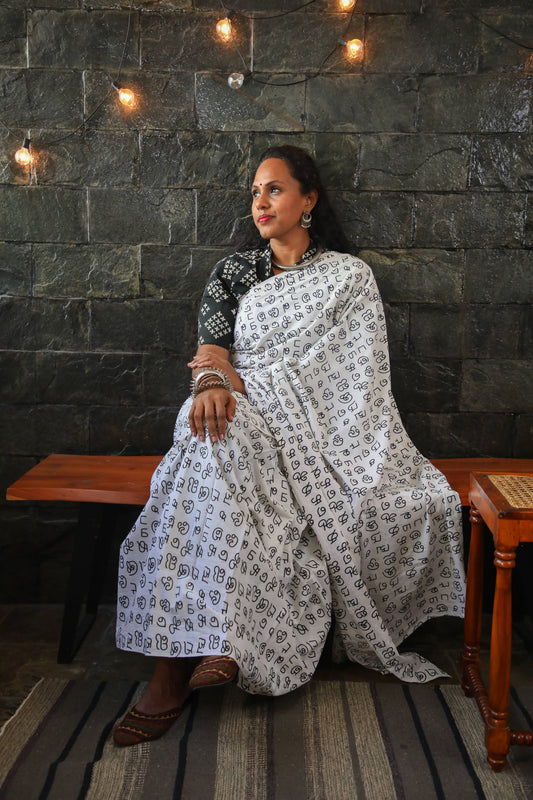 Varnam - 1 minute Ready-to-wear saree in White Tamil Script
