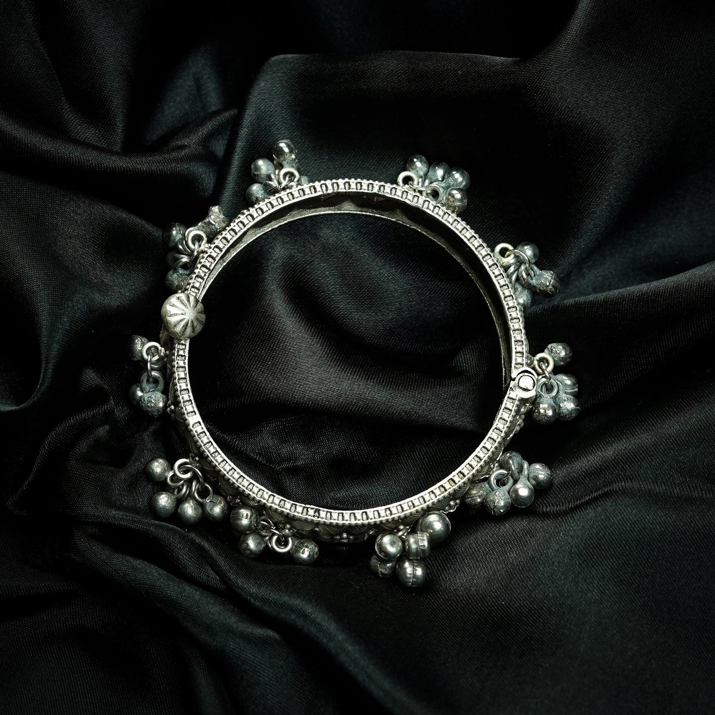 Oxidised Ghungroo Adjustable Chandi Kada