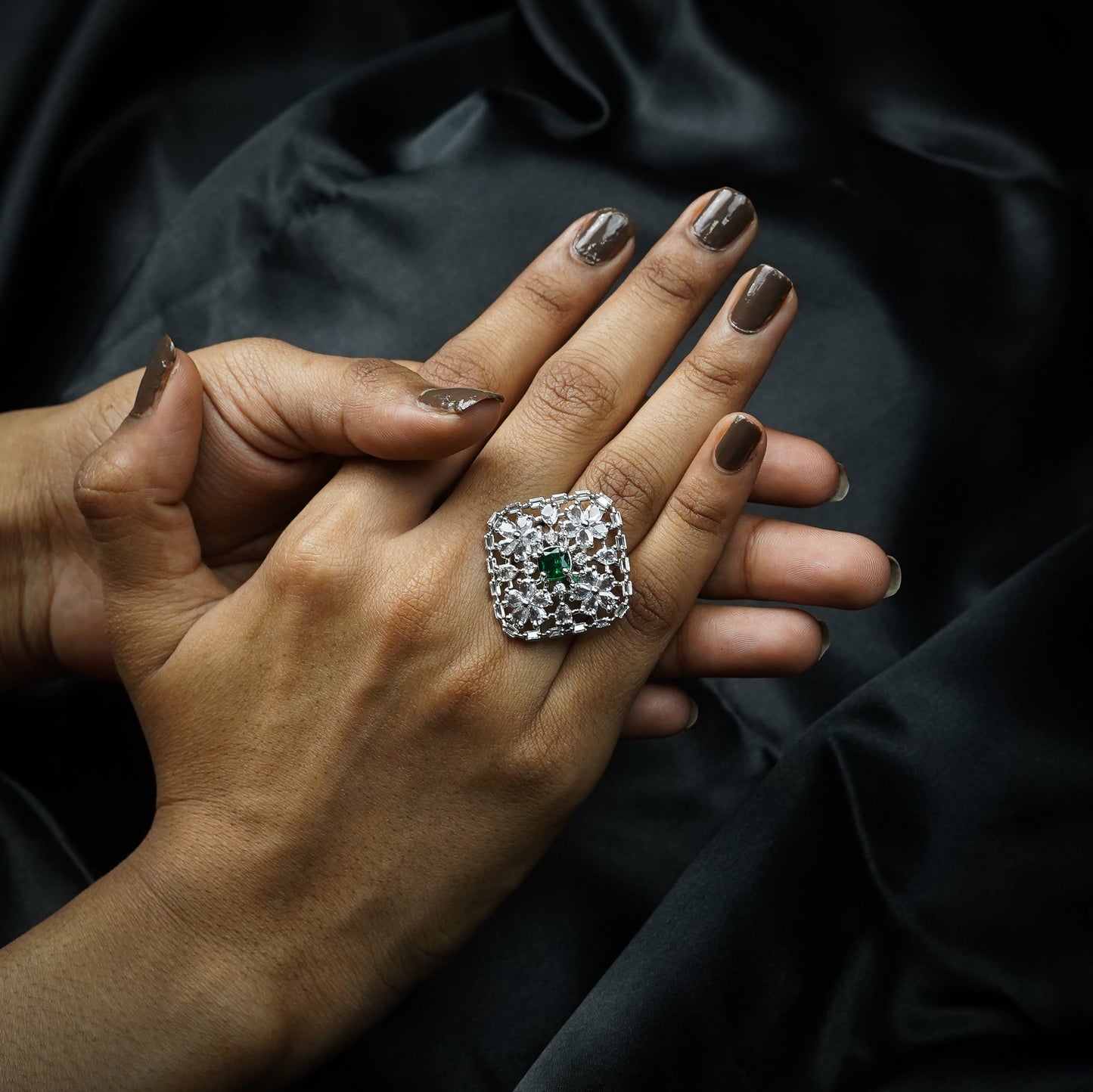 Ruhani Spark Diamond Ring