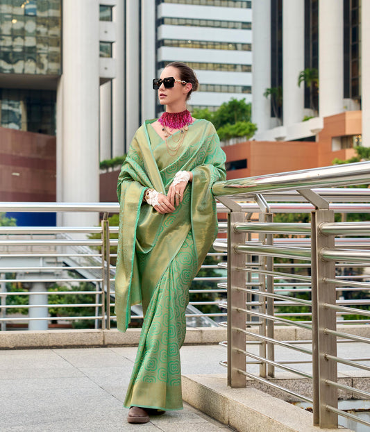 Green Butterscotch Handloom Kanchivaram Buttery Silk Saree