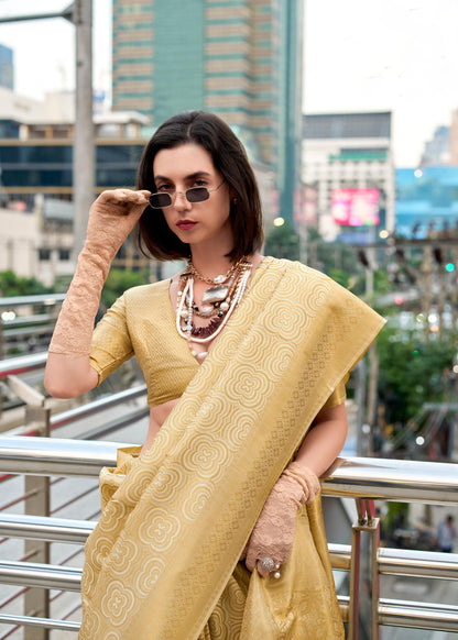 Yellow Butterscotch Handloom Kanchivaram Buttery Silk Saree