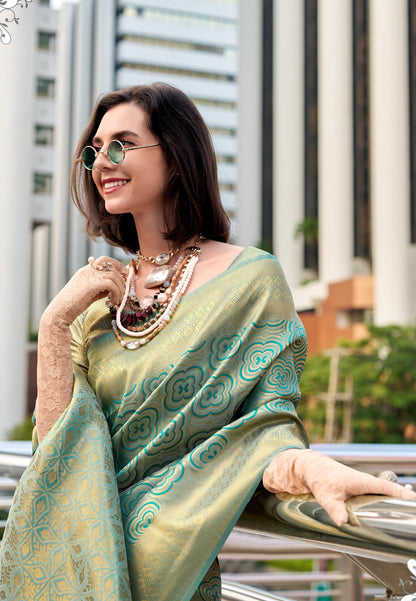 Light Green Butterscotch Handloom Kanchivaram Buttery Silk Saree