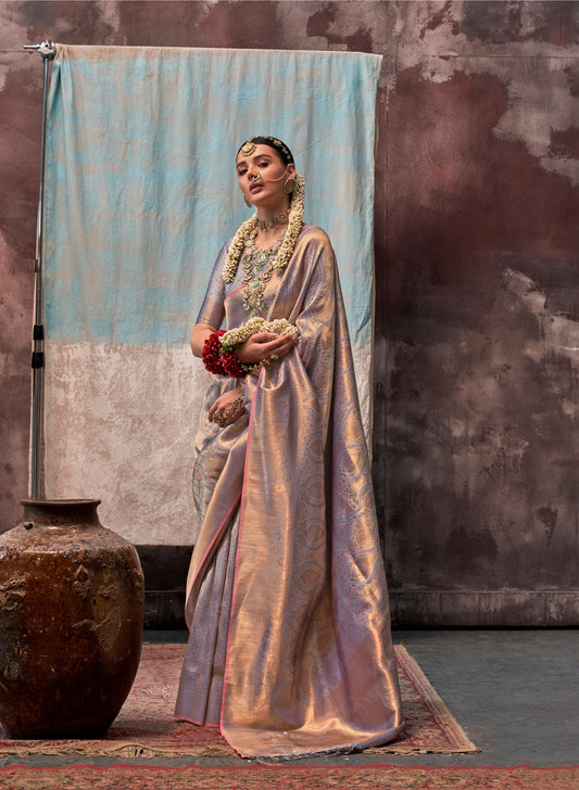 Golden Kaala Savoy Handloom Silk Saree