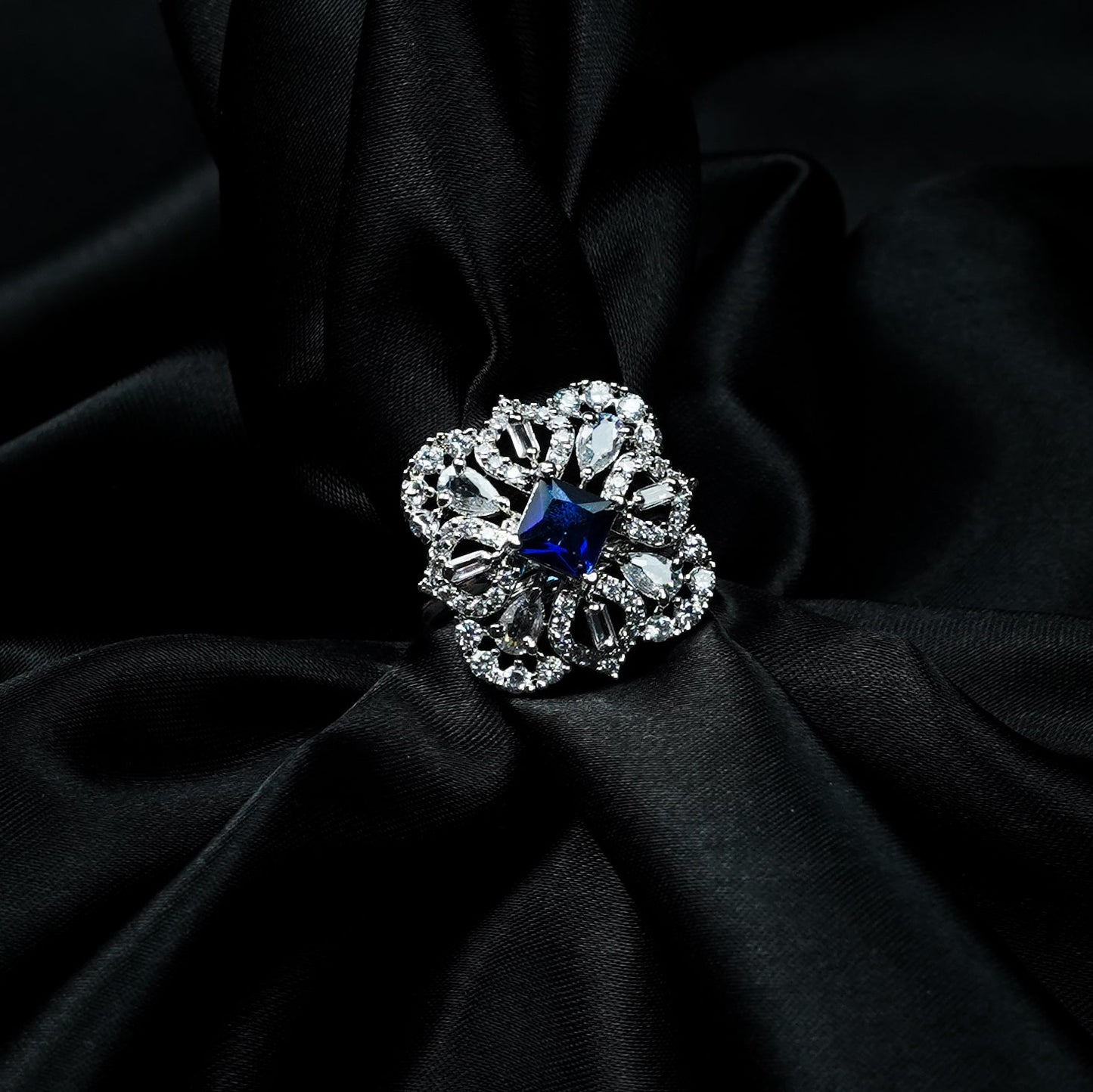 Elara Shine Diamond Ring