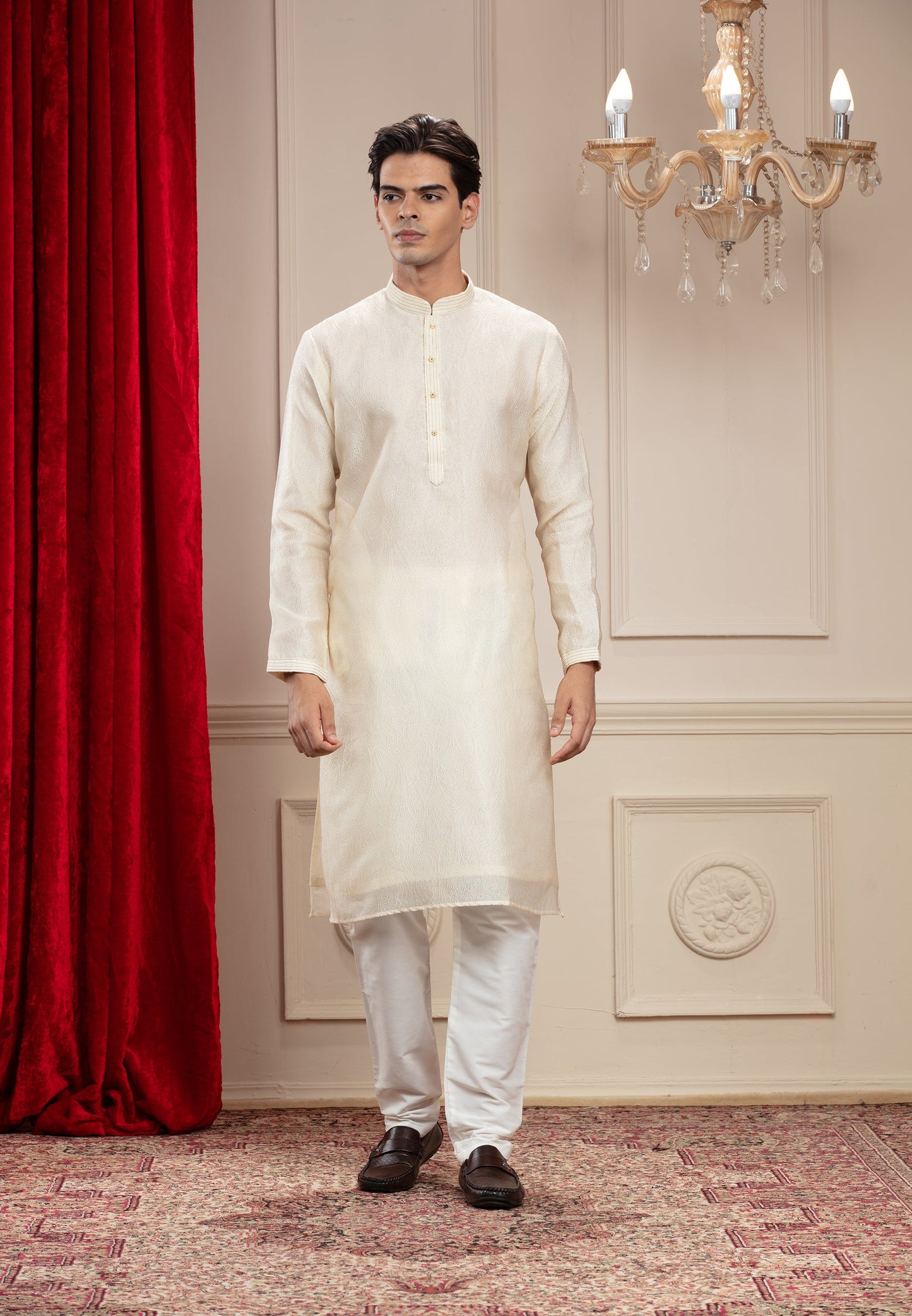 Alabaster White plain splendid silk kurta pajama set