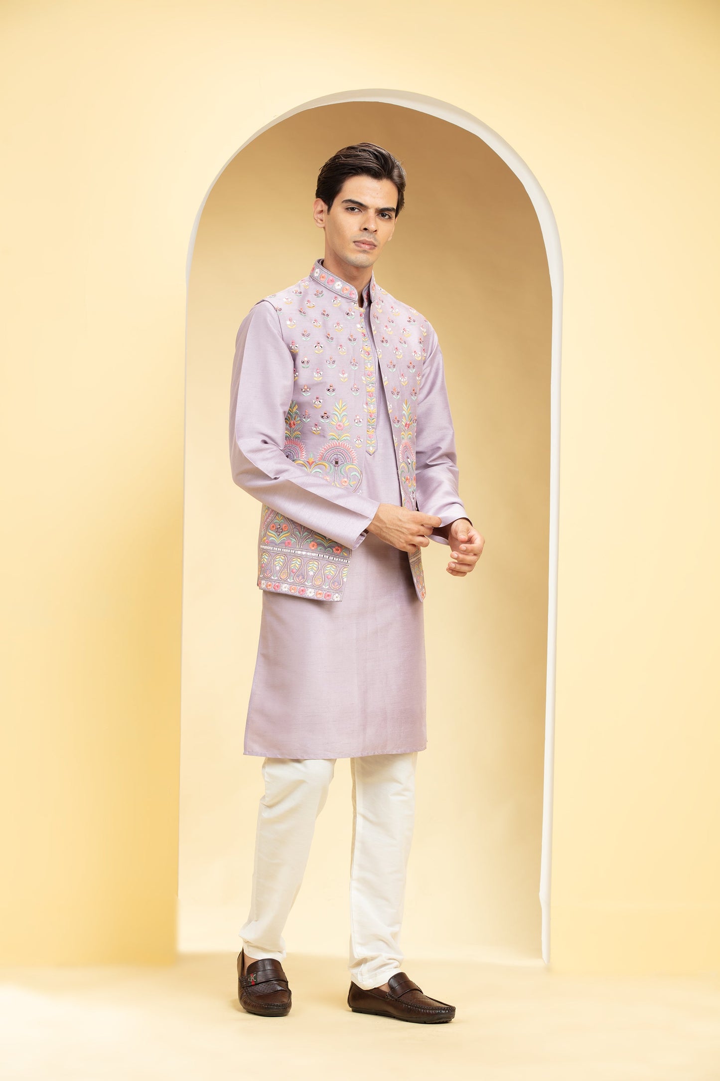 Pale purple Open Jodhpuri with Resham all over work