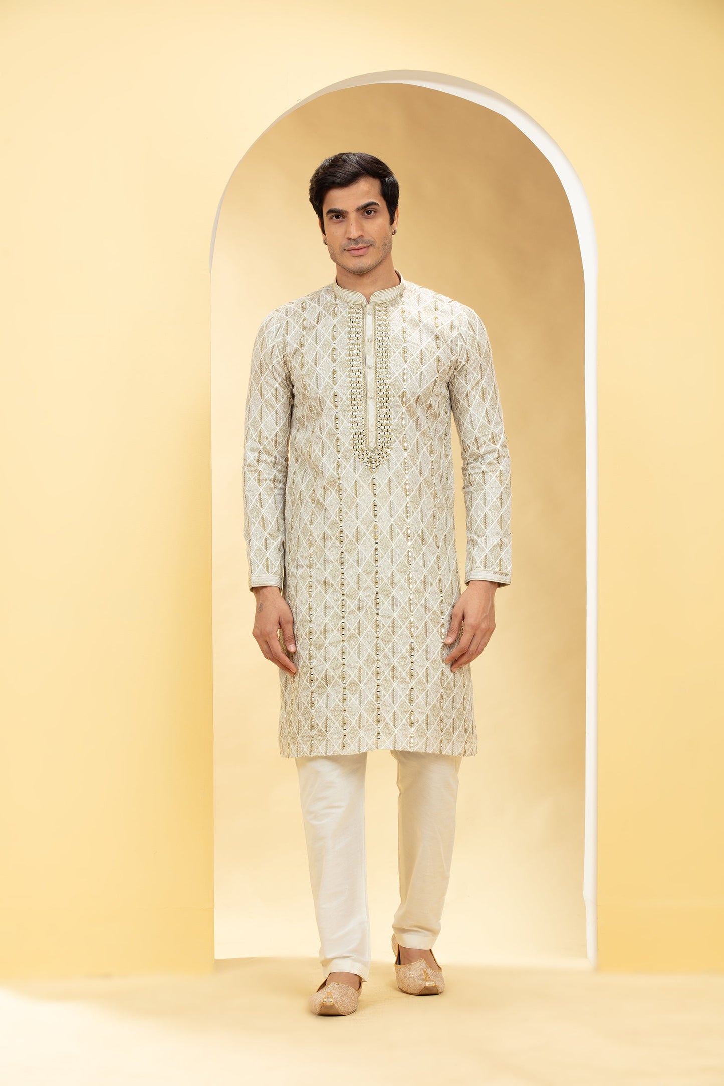Multicoloured Lucknowi kurta pajama Set with Resham and Thread work