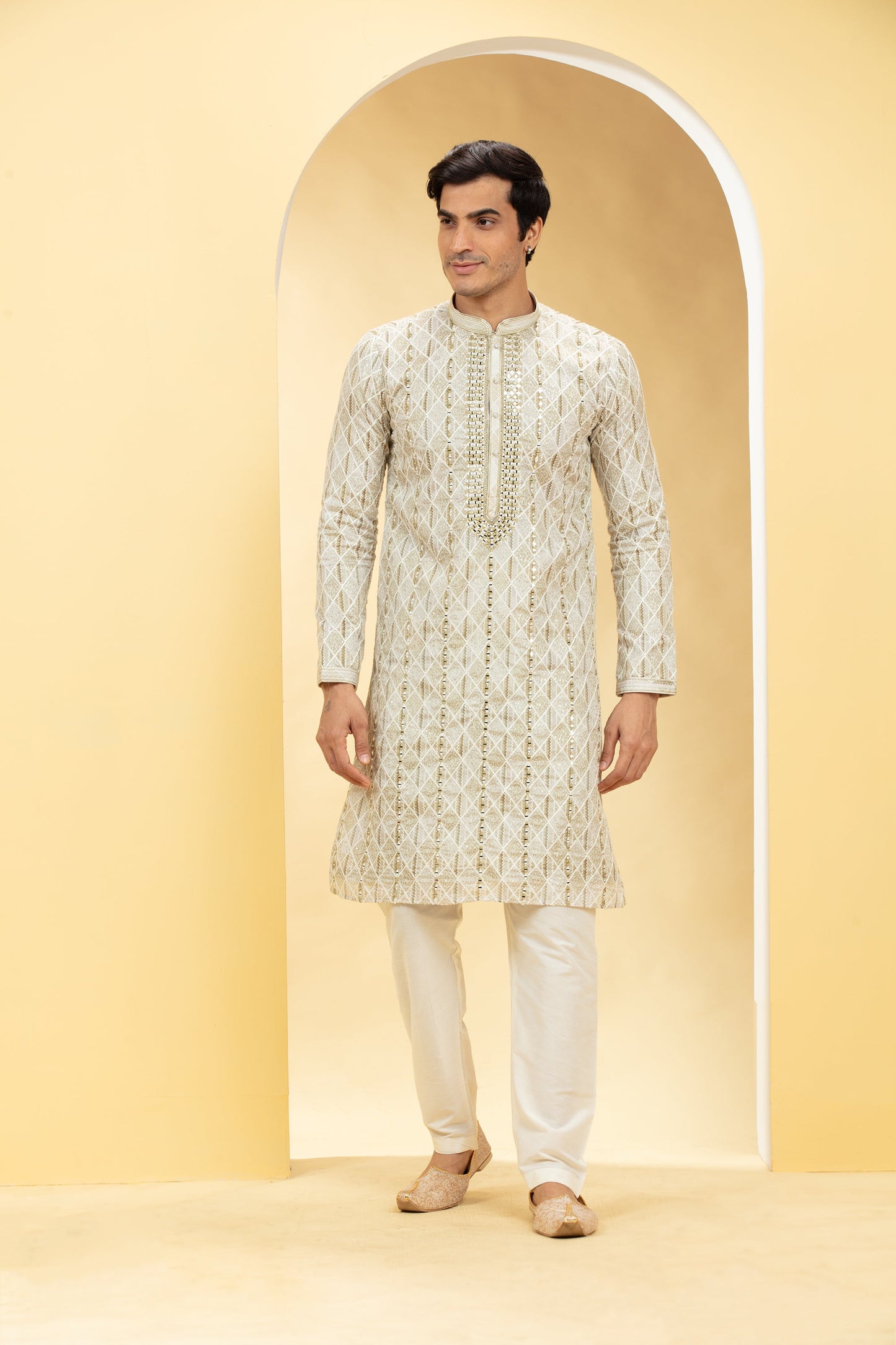Multicoloured Lucknowi kurta pajama Set with Resham and Thread work