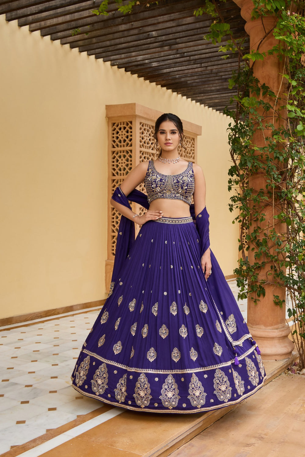 10 Must Have Lehenga Styles For Indian Bridesmaids 6 10 Must Have Lehenga Styles For Indian Bridesmaids