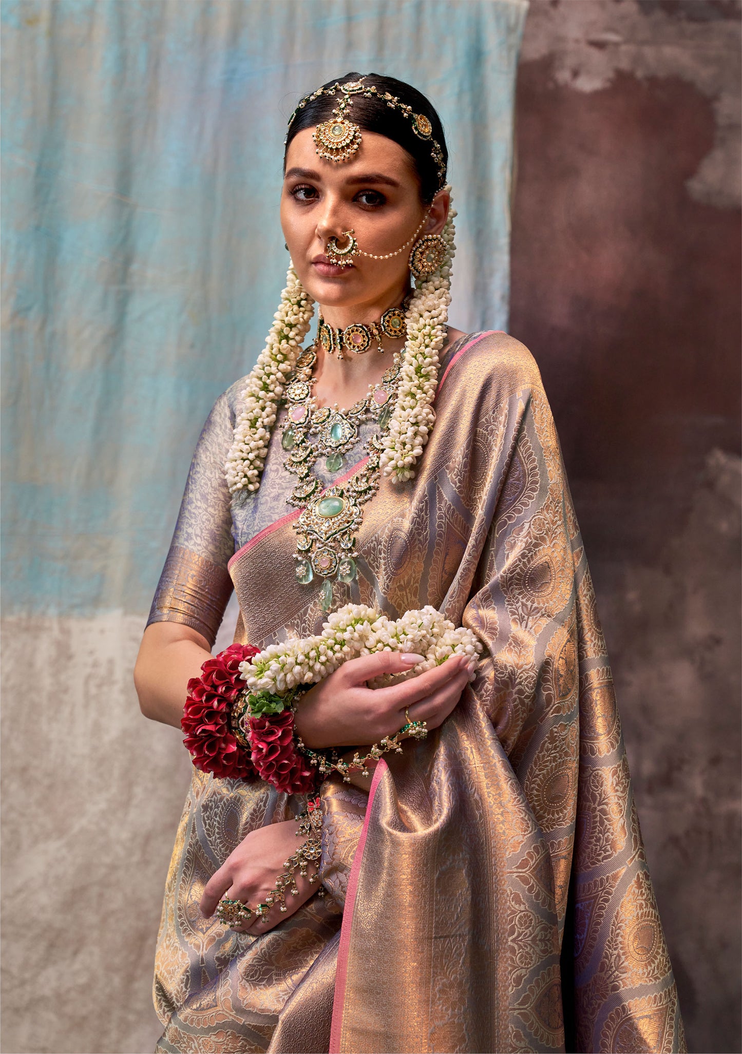 Golden Kaala Savoy Handloom Silk Saree