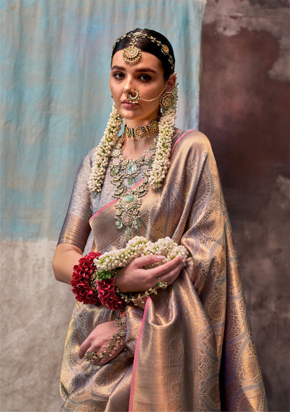 Golden Kaala Savoy Handloom Silk Saree