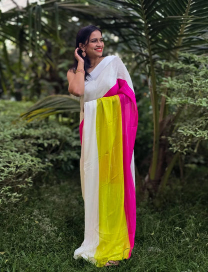 Gulabi Shaam White Saree