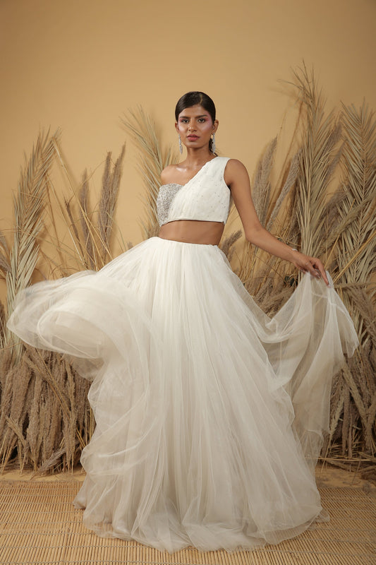 White tulle skirt set