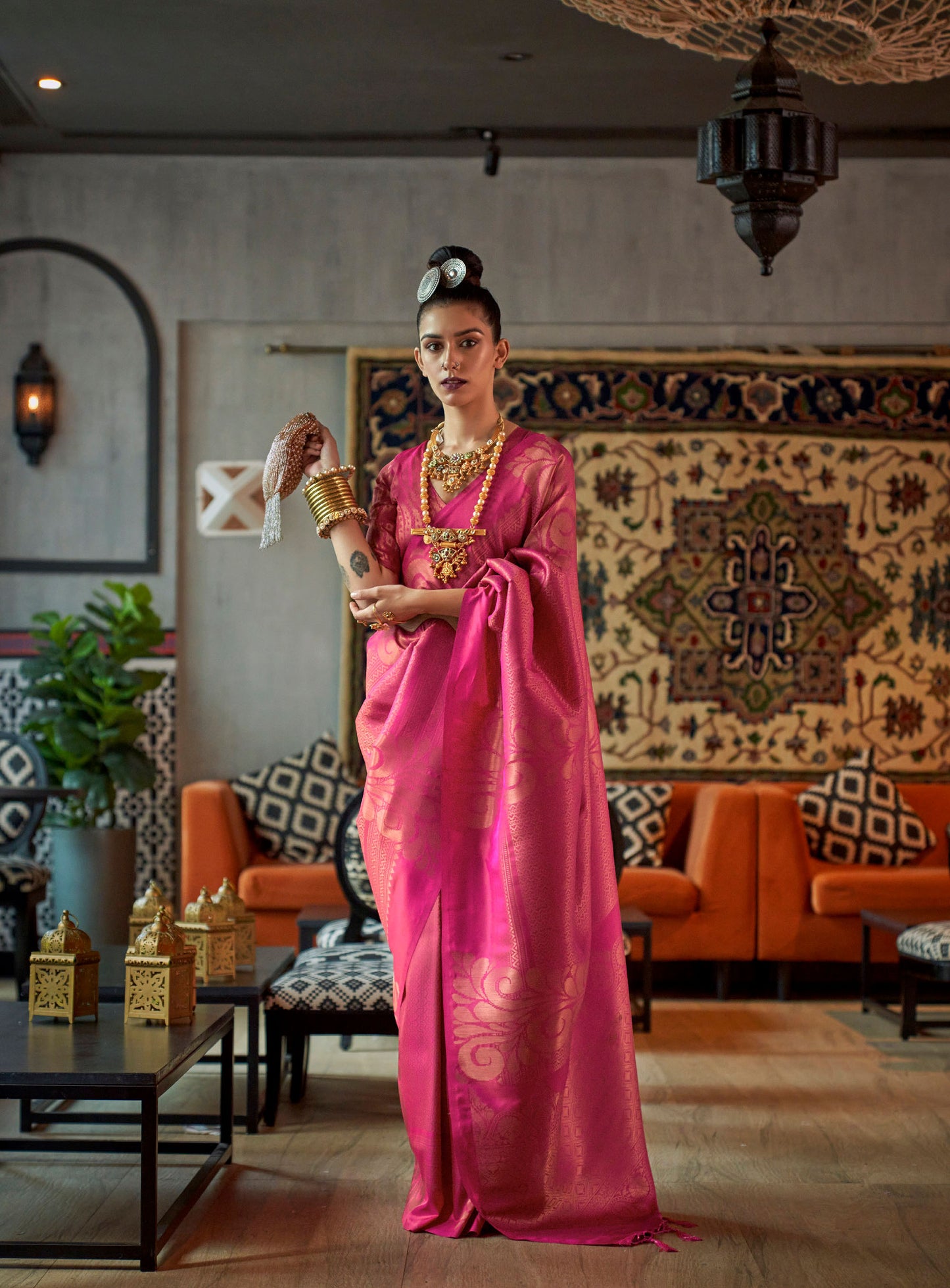 Rose Pink Kanmani Silk Copper Zari Handloom Saree