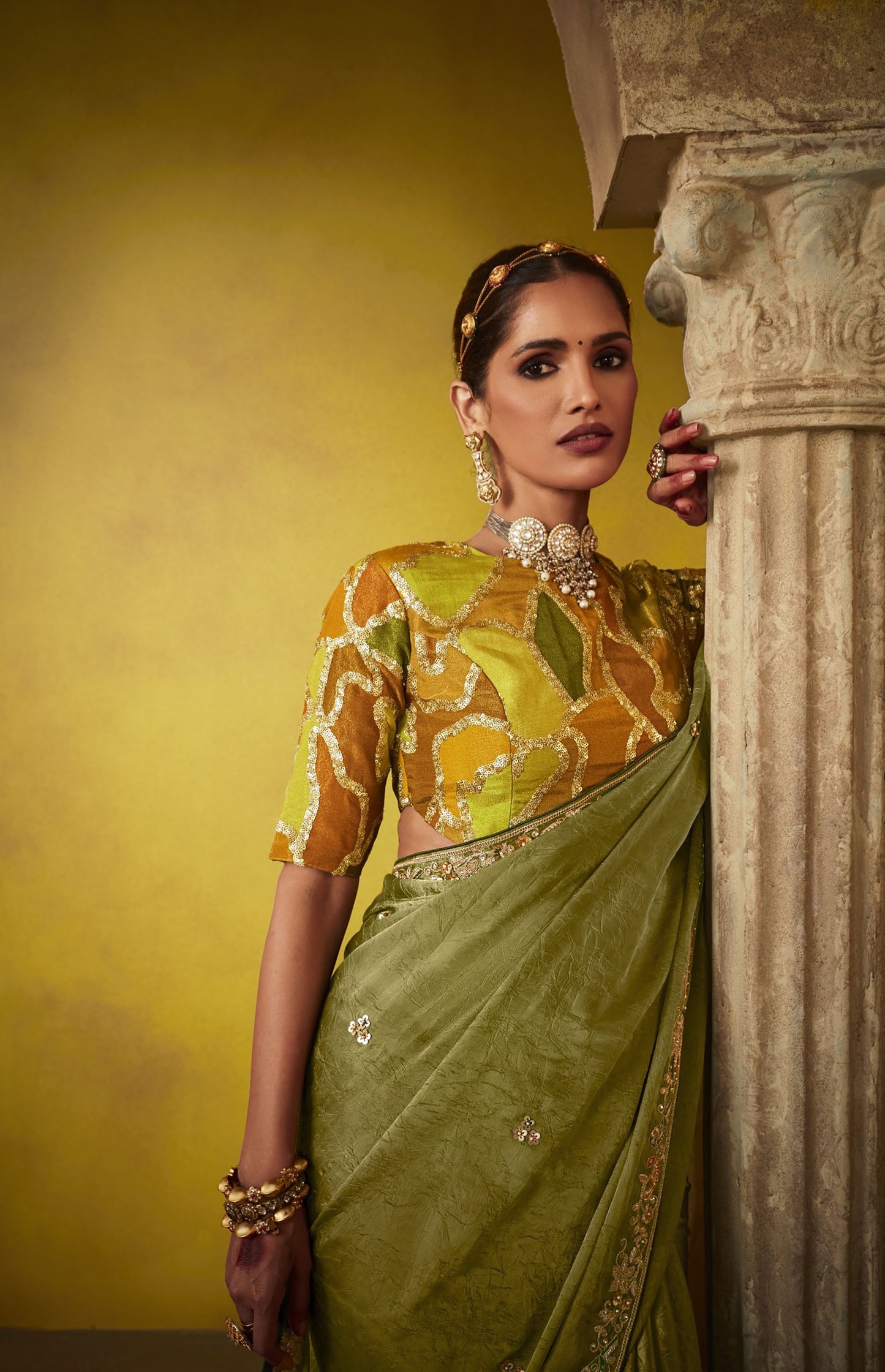 Mehendi Green Glass Tissue Dhaga & Thread Embroidered Divani Saree