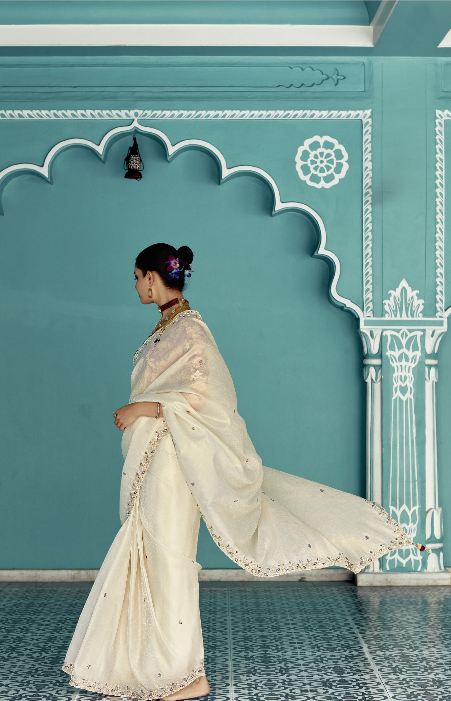 Off white Glass tissue Organza & Crush Moti Embroidered Festive Amber Saree