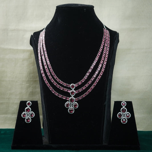 Aarohi Three Line Diamond Set