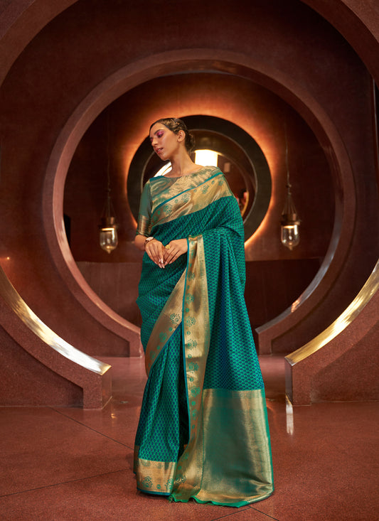 Teal Green Kurveen Silk Self Contrast Handloom Saree