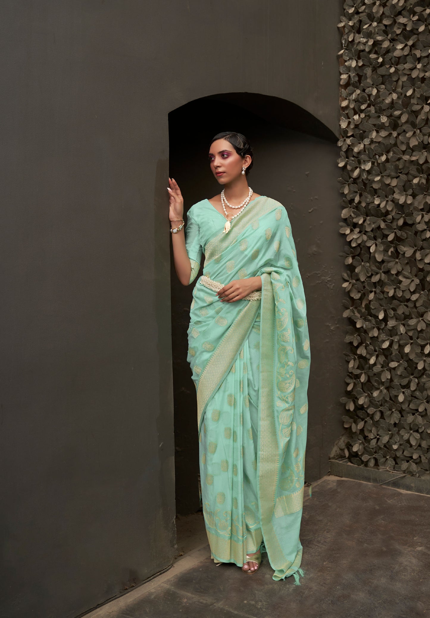 Green Kosmos Silk Nylon Chinnon Two tone saree