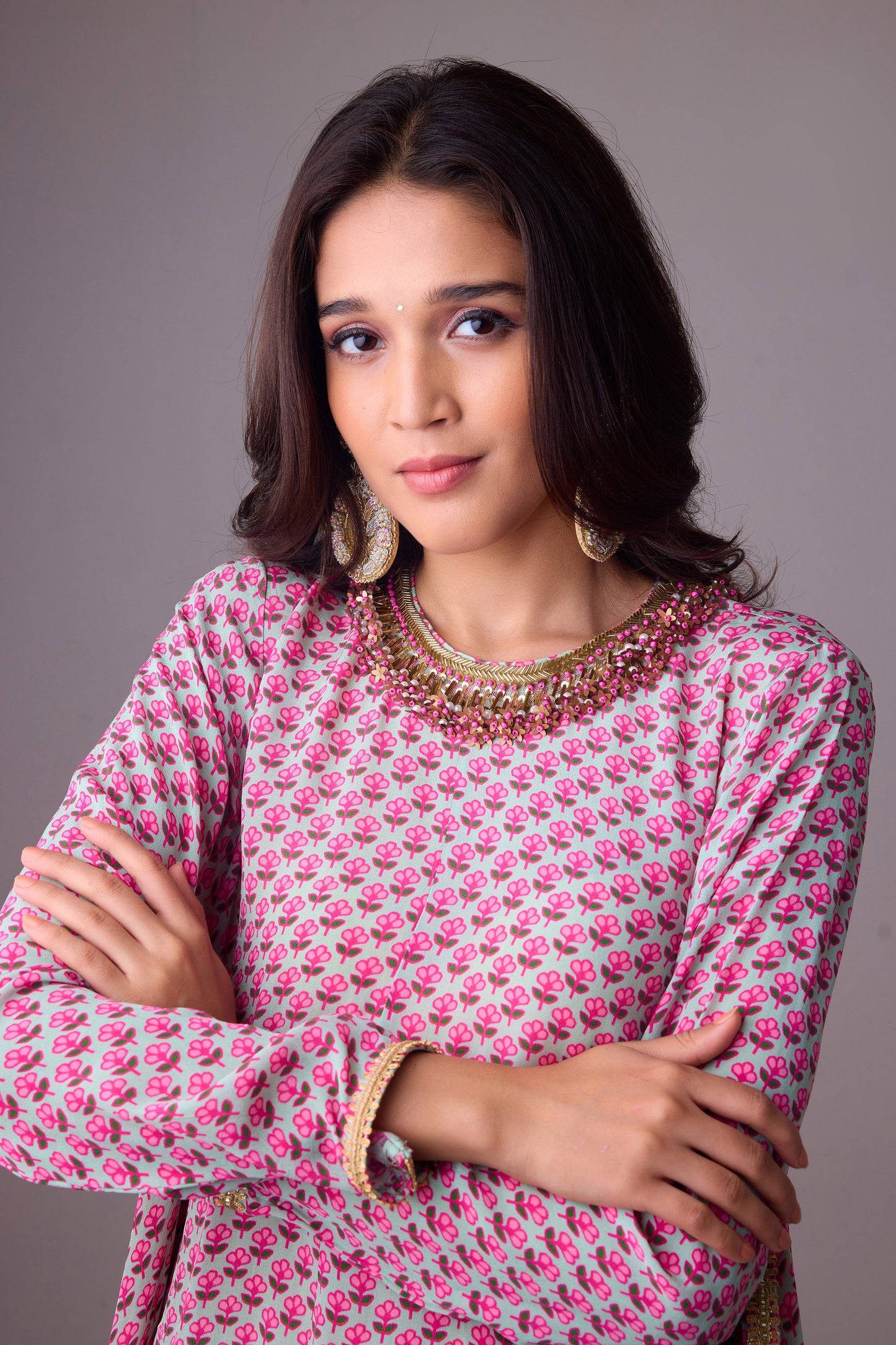 Pista Godet tunic with neck detailing with palazzo pant