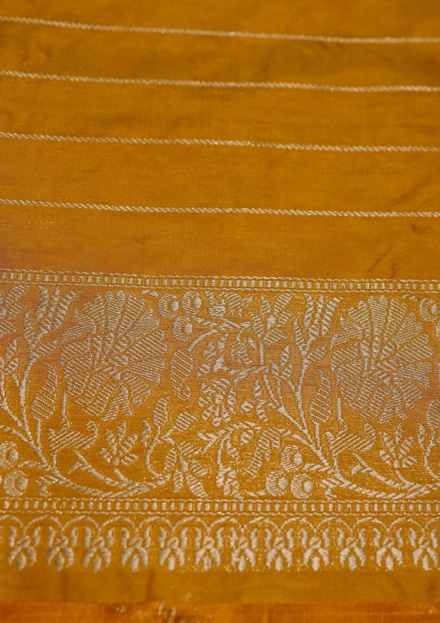 Orange Handwoven Kadwa Katan Silk Saree - Panaya