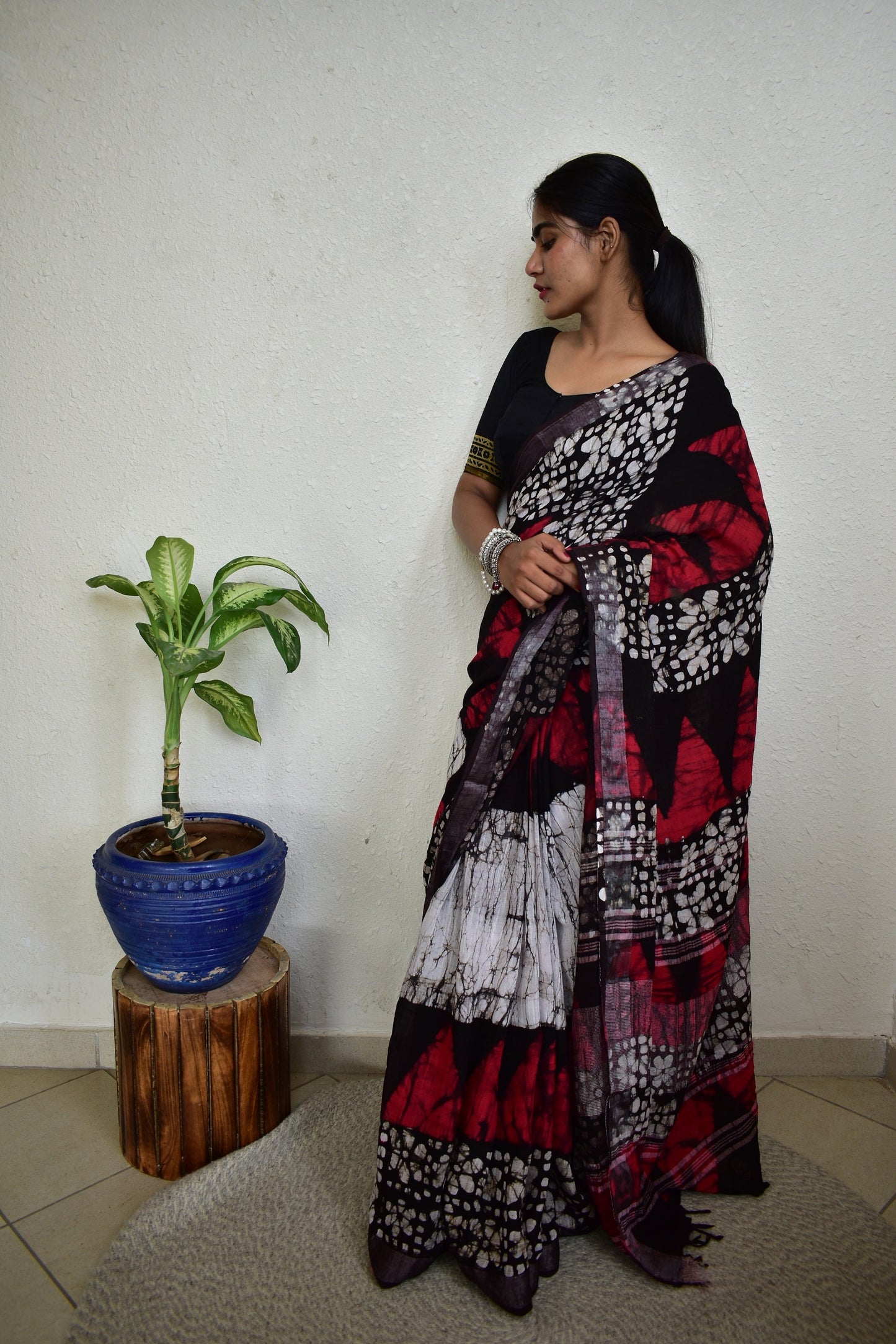 Red Black Batik - Handblock Print Natural Dyed - Linen Cotton Saree