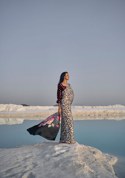 Beige Black Kasa Digital Print Saree