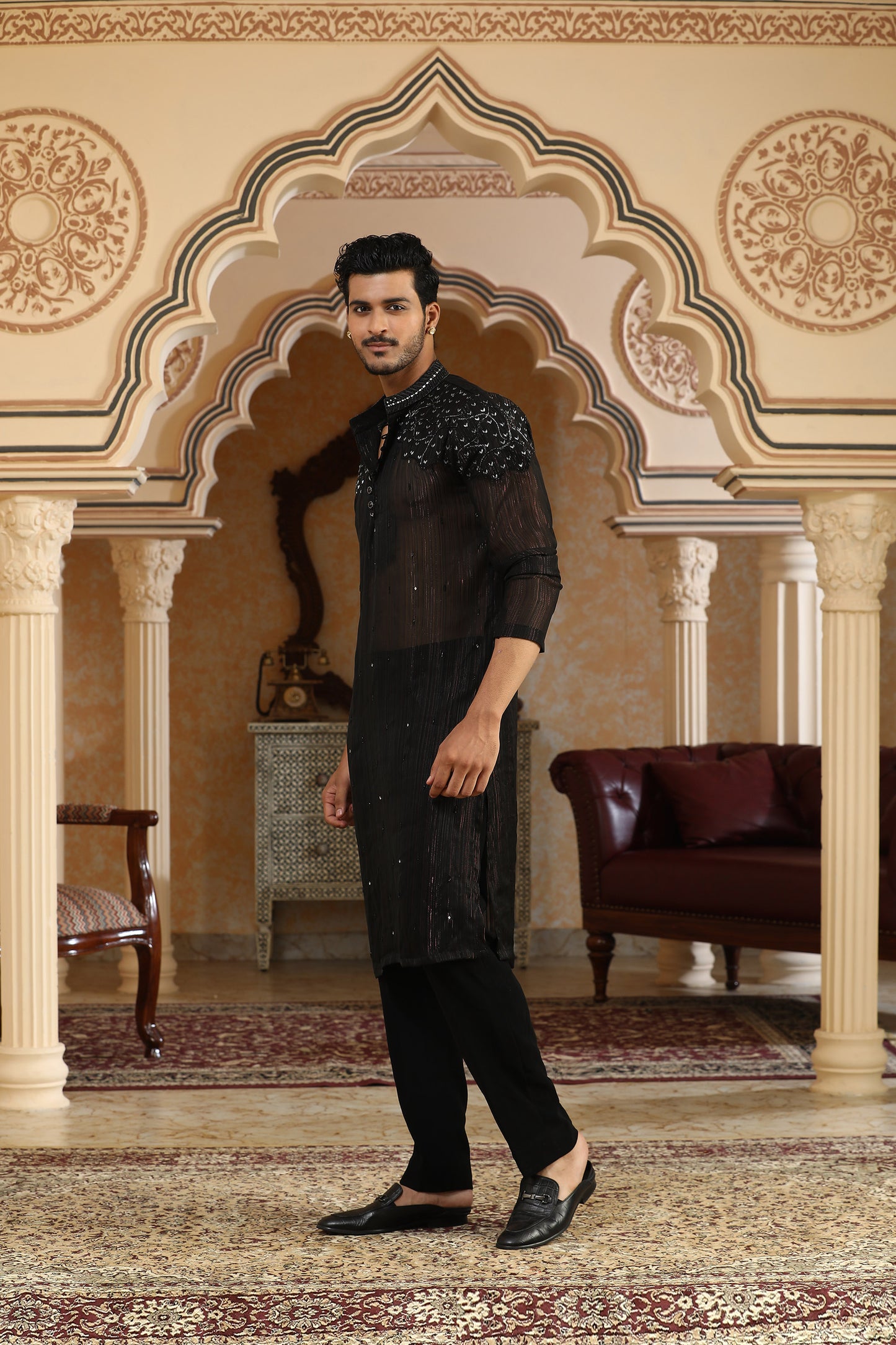 Black Chiffon Georgette Cutduna & Zari Embroidered Party Wear Kurta