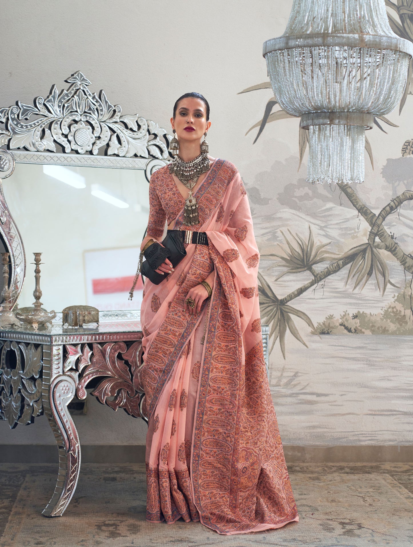 Salmon Pink Kqaalib Kashmiri Handloom saree