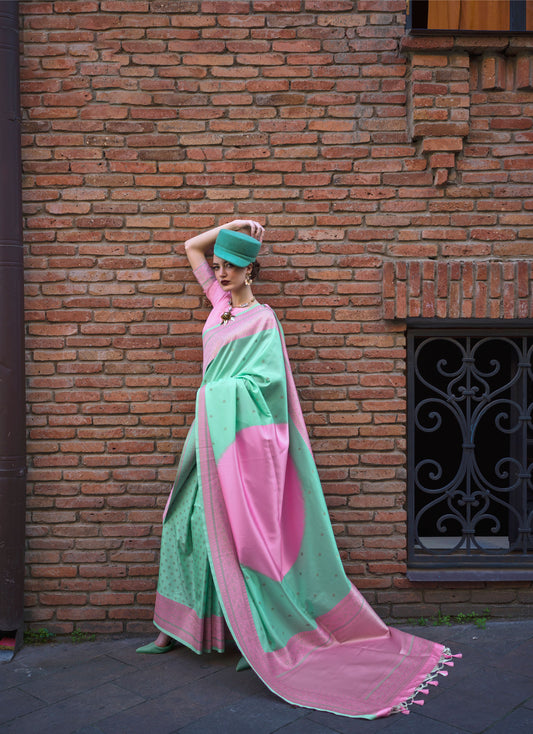 Green Pink Koche Soft Silk Handloom Saree