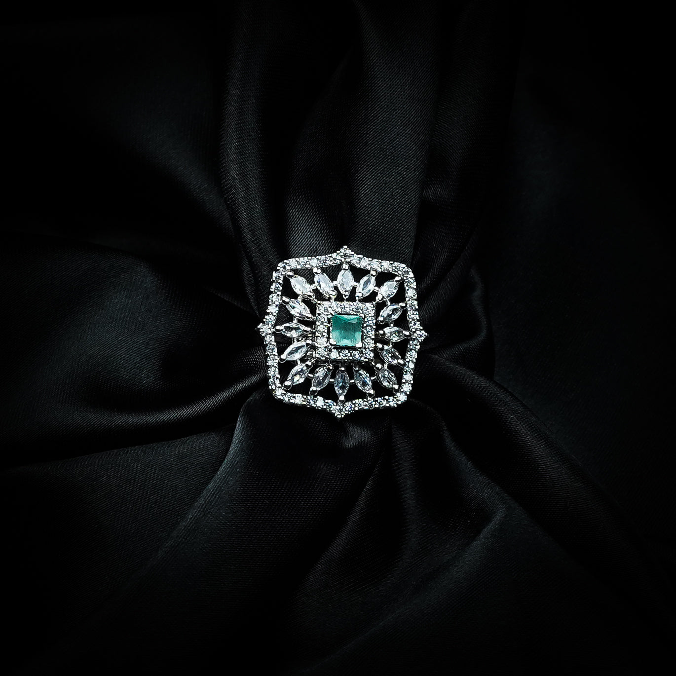 Elara Shine Diamond Ring