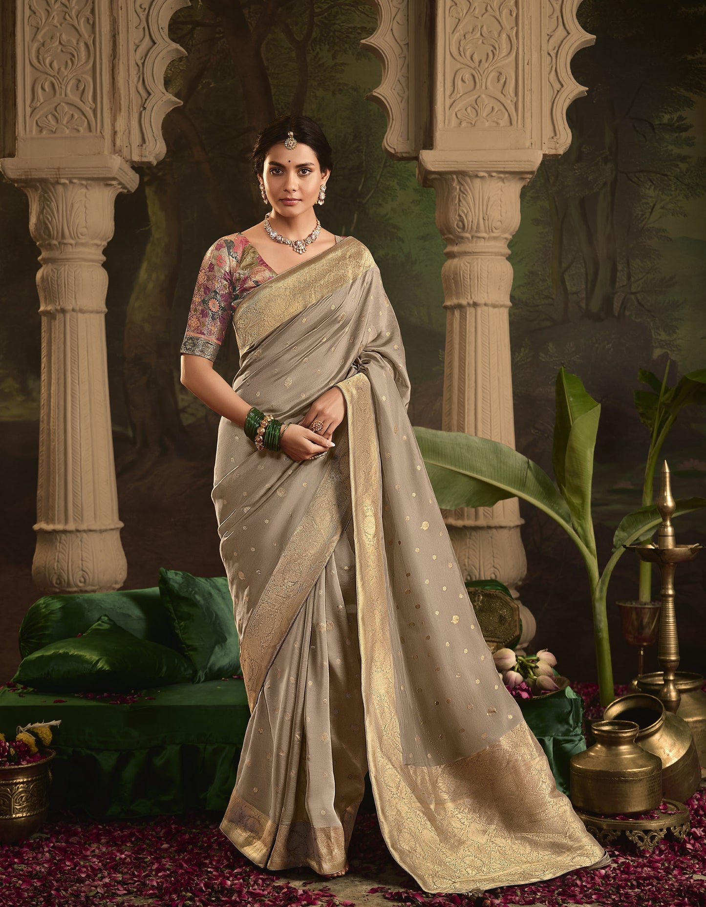 Grey Crepe Dola Silk Weaving Sinduri Raas Saree