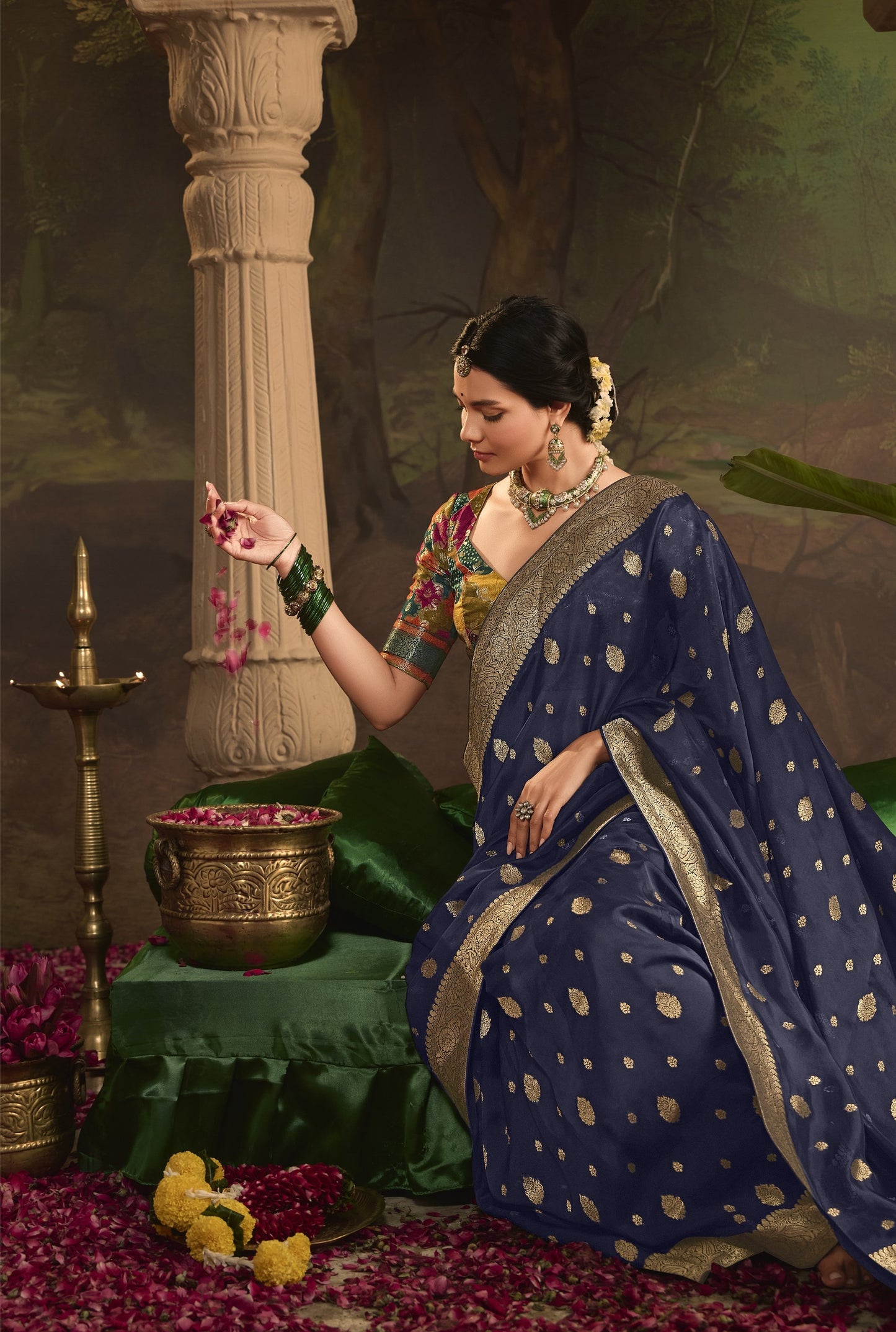 navy Blue Crepe Dola Silk Weaving Sinduri Raas Saree