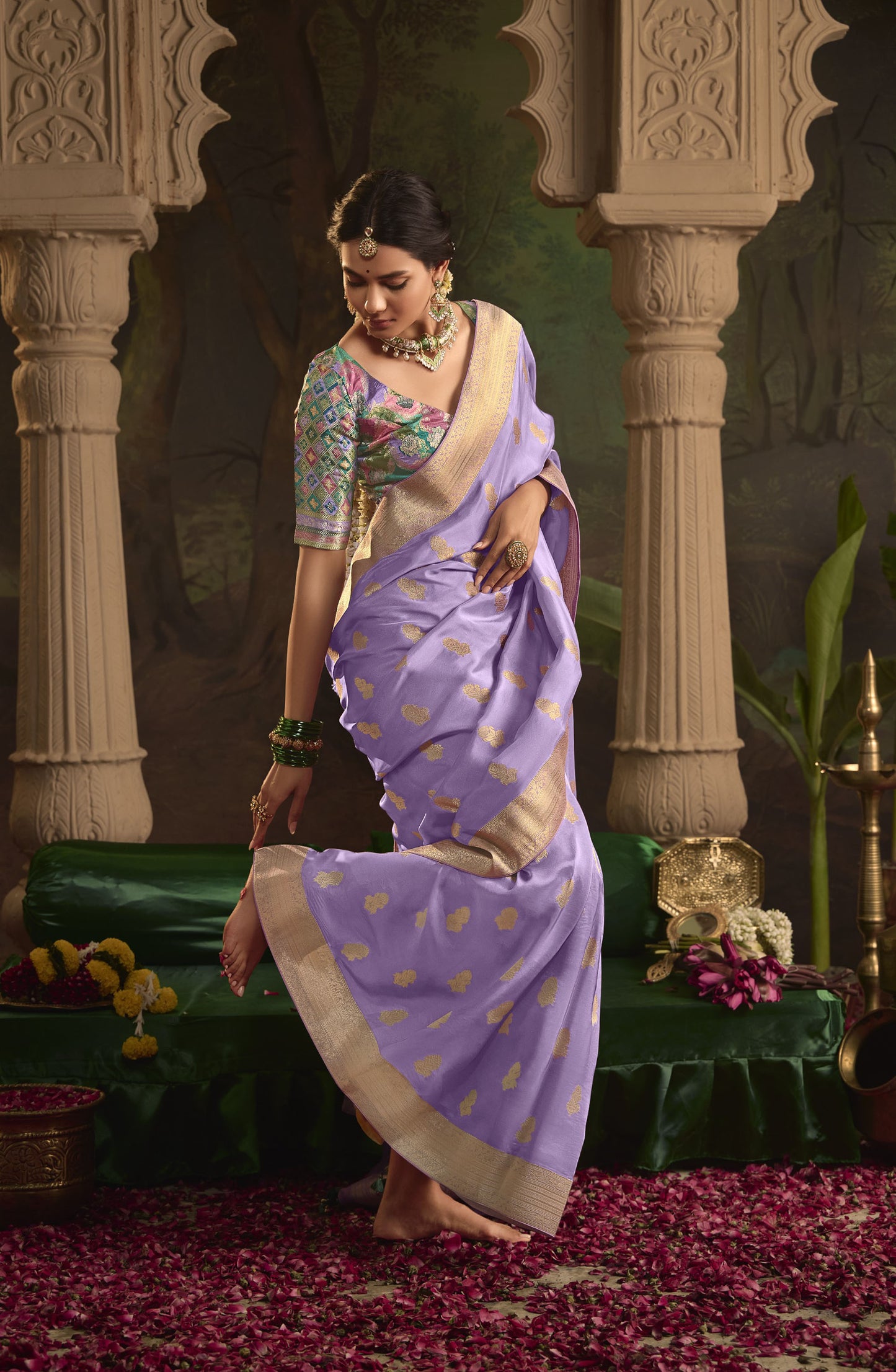 Violet Crepe Dola Silk Weaving Sinduri Raas Saree