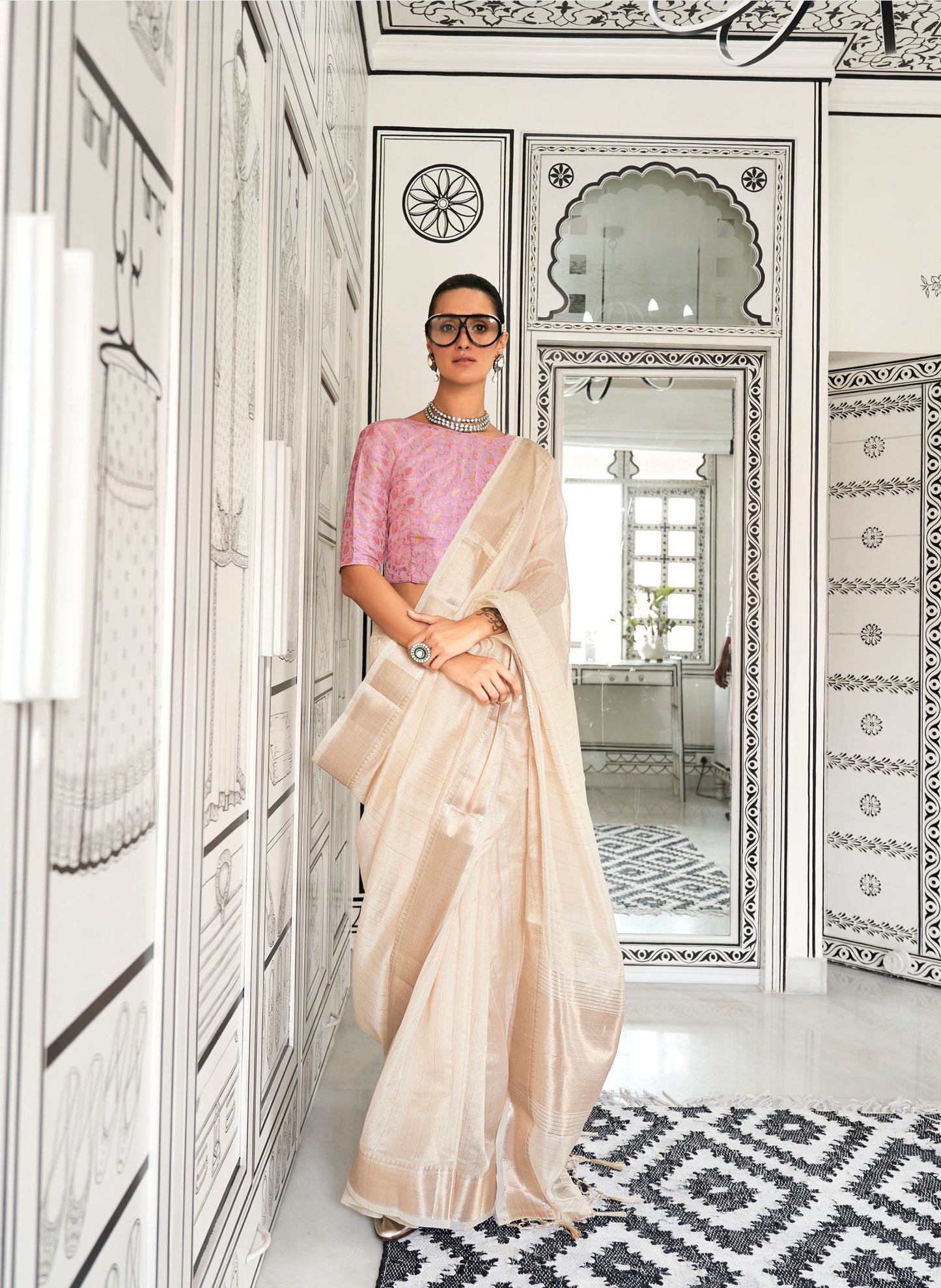 Beige Knoorie Moss Chiffon Handloom Saree