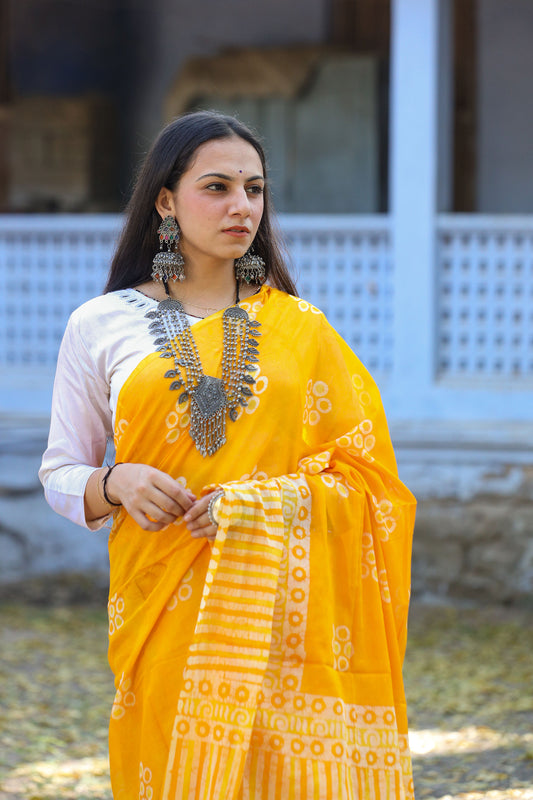 Pure Khadi Cotton Handwoven Yellow Saree