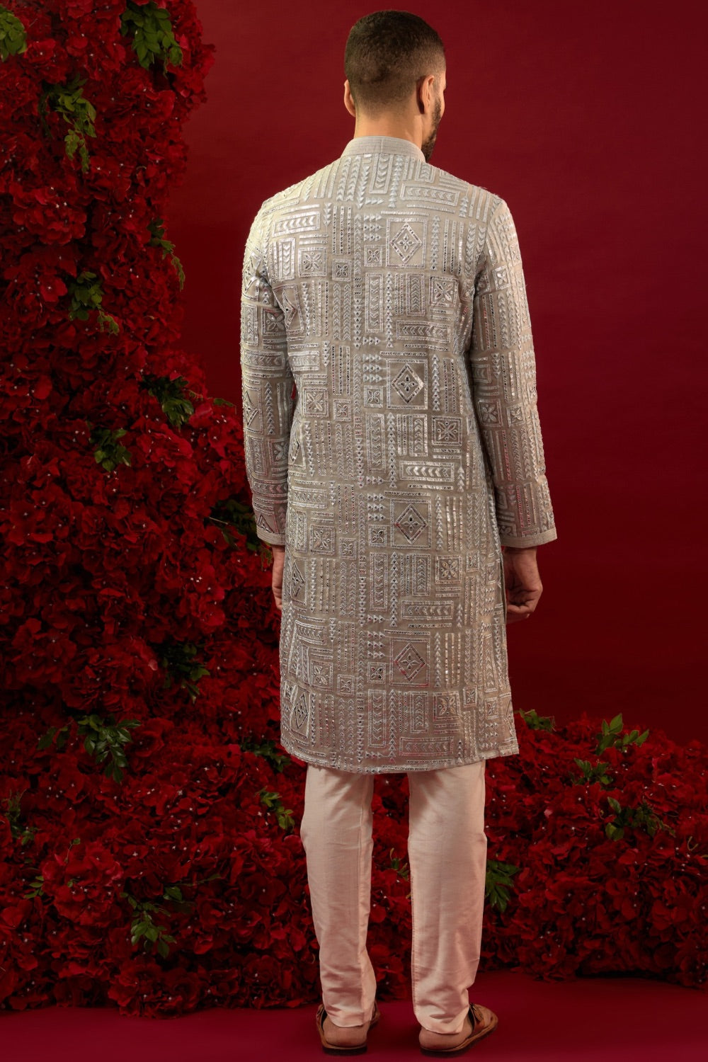 Silver silk kurta & pajama with machine work