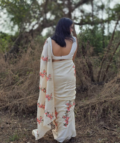 Kalakriti Beige Saree