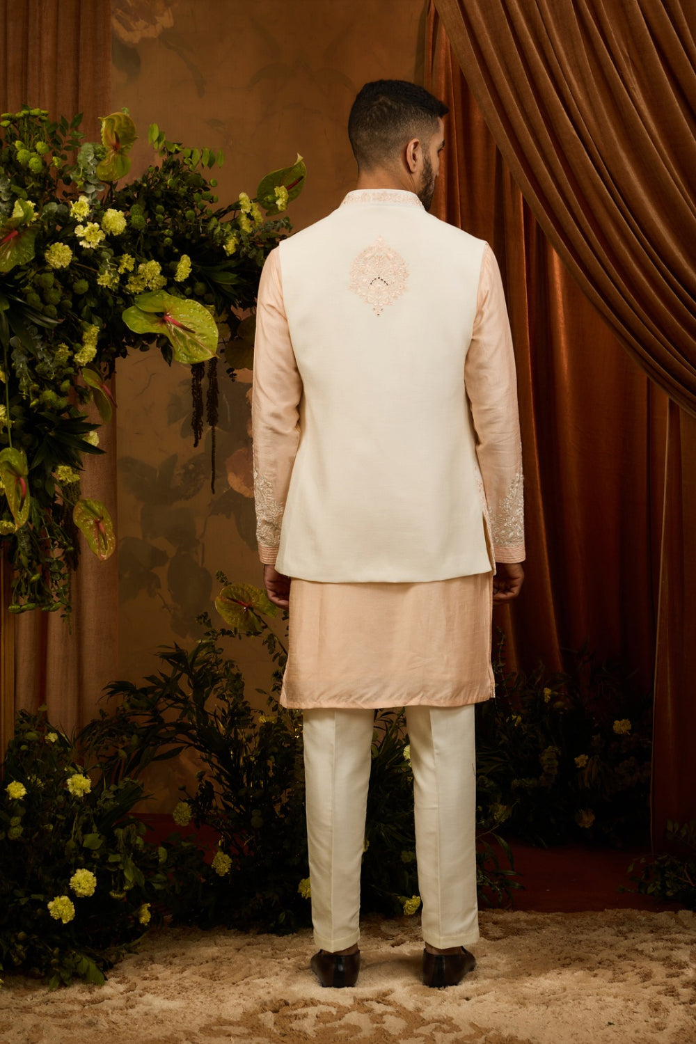 Peach & white silk koti set with  thread embroidery