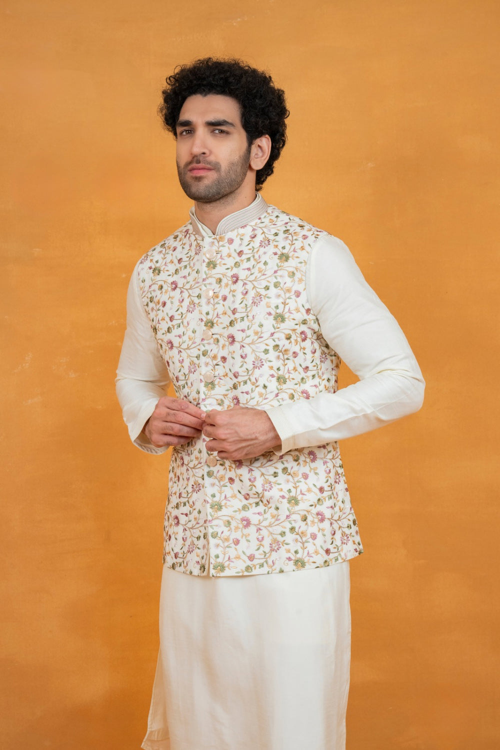 Off-White silk koti set with golden thread embroidery